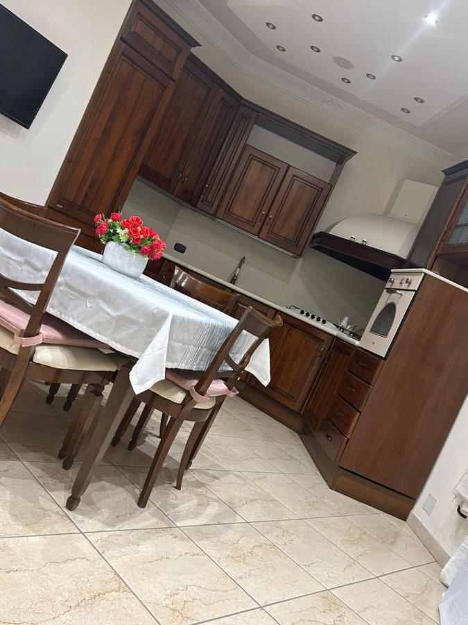 Luxury_C3 Apartment เนเปิลส์ ภายนอก รูปภาพ